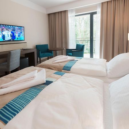 Hotel Ewerdin ชวีโนวิชแจ ภายนอก รูปภาพ