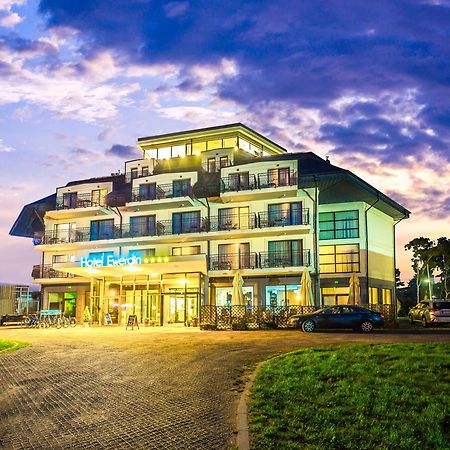 Hotel Ewerdin ชวีโนวิชแจ ภายนอก รูปภาพ
